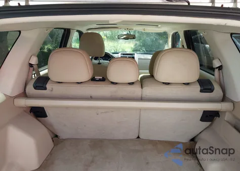 2012 Ford Escape Xlt z USA, uszkodzony, nr VIN 1FMCU0D76CKA03272